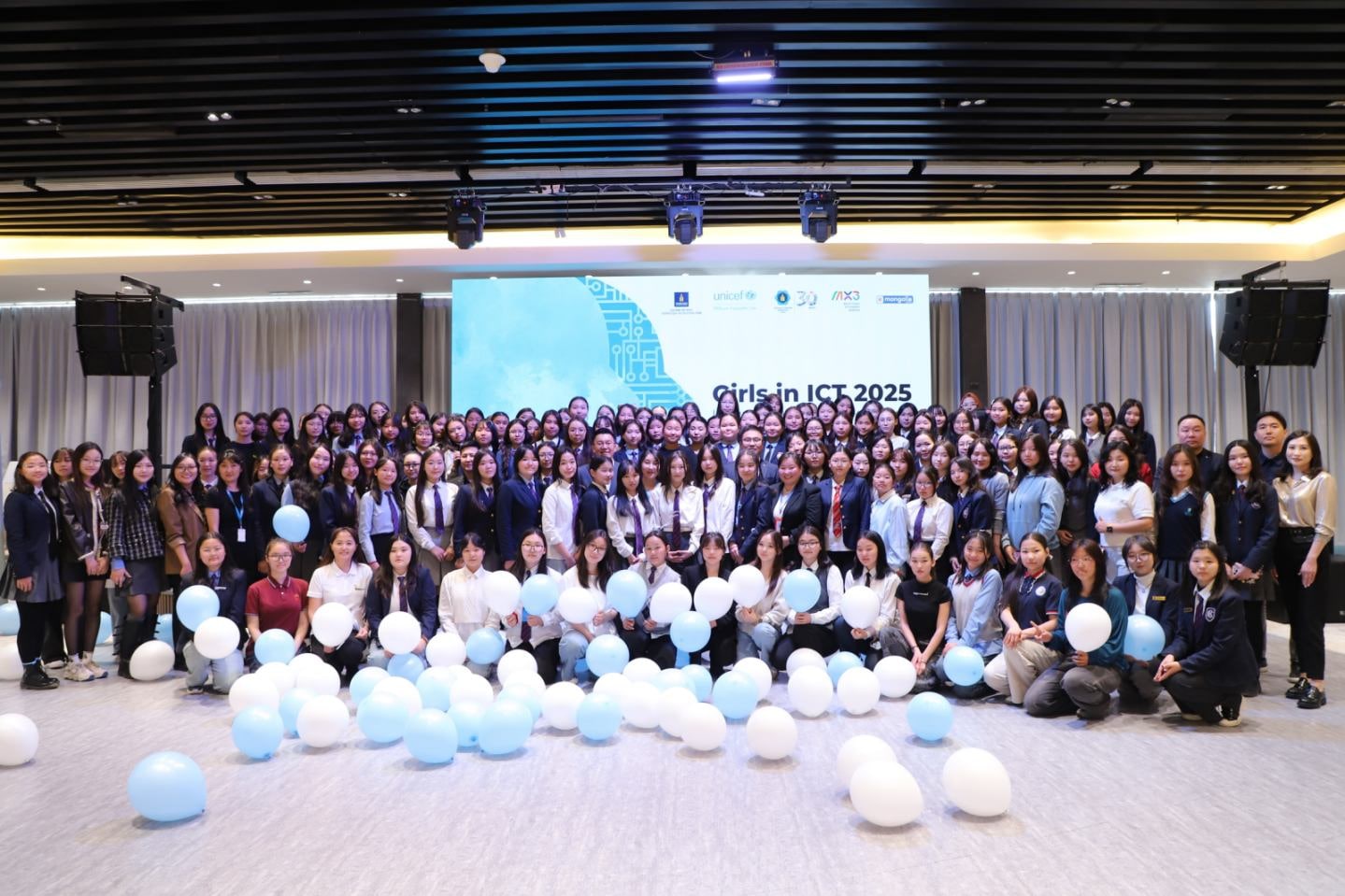 “Girls in ICT ᠒᠐᠒᠕” ᠠᠷᠭ᠎ᠠ ᢈᠡᠮᠵᠢᠶ᠎ᠡ ᠠᠮᠵᠢᠯᠲᠠᠲᠠᠢ ᠵᠣᢈᠢᠶᠠᠨ ᠪᠠᠶᠢᠭᠤᠯᠤᠭᠳᠠᠯ᠎ᠠ